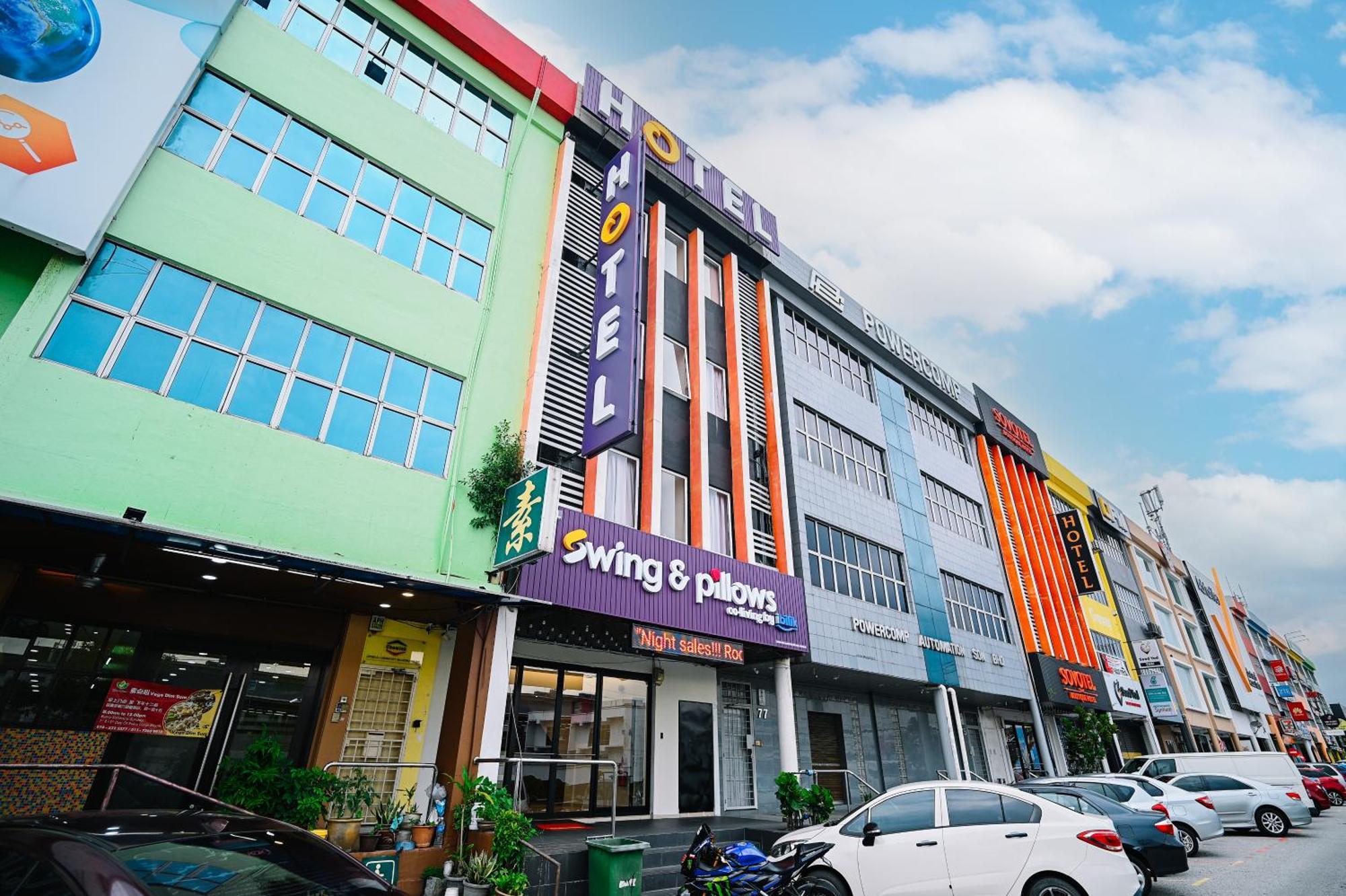Swing & Pillows - Kelana Jaya Selangor 페탈링자야 외부 사진